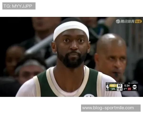 拳击手出击波蒂斯上篮遭无视犯规愤怒重拳击打篮架引发热议