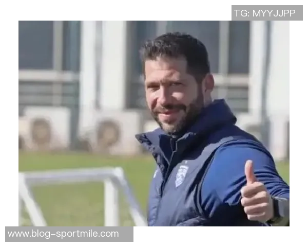 本杰明莫拉先生正式加盟武汉三镇担任一线队主教练开启新篇章